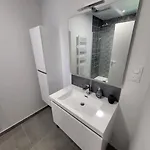 Apartment Rez-de-jardin De Maison Avec Et Borne D'arcade