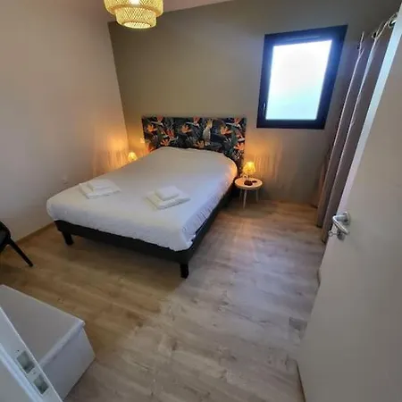 Rez-de-jardin De Maison Avec Et Borne D'arcade *