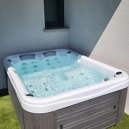 Rez-de-jardin De Maison Avec Et Borne D'arcade *