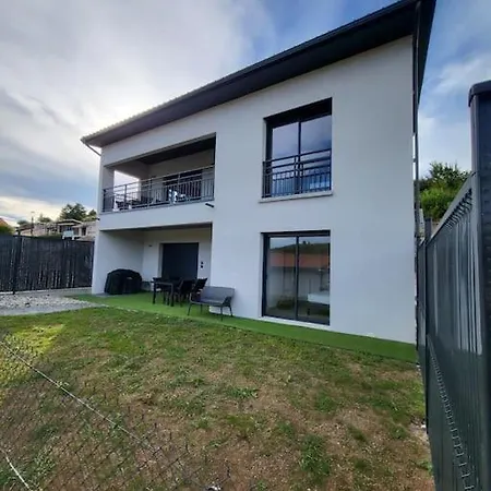 Rez-de-jardin De Maison Avec Et Borne D'arcade *