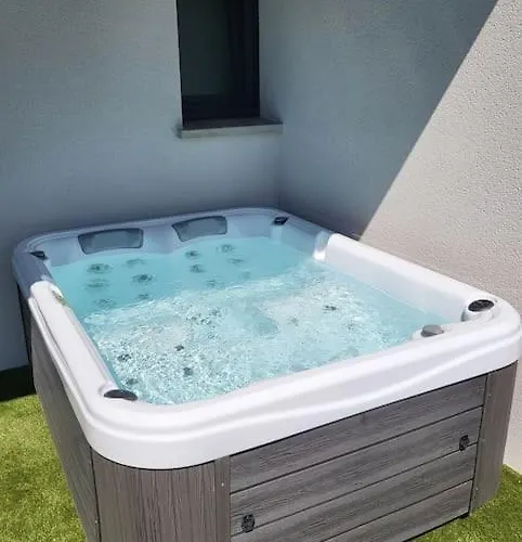 Rez-de-jardin De Maison Avec Et Borne D'arcade *